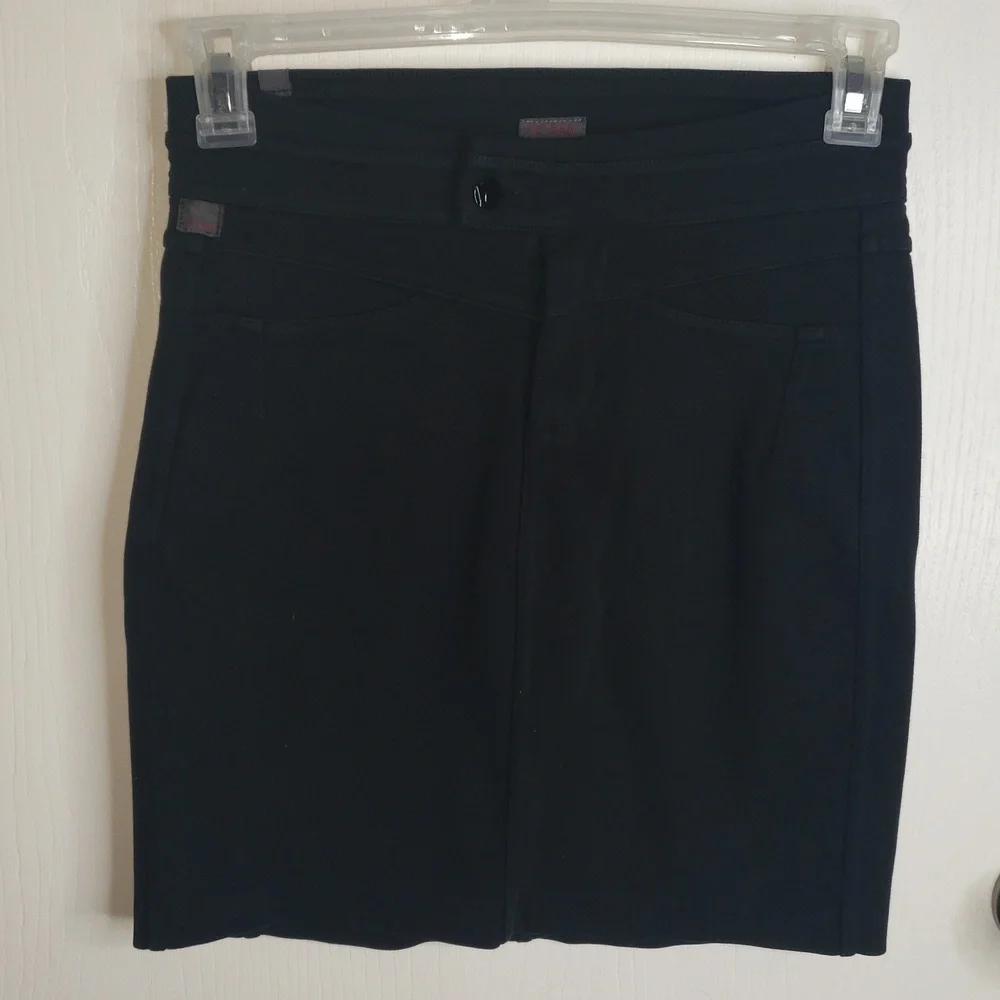 Citizens of Humanity Manner Black Denim Mini Skirt Y2K Minimalist USA Made Sz 27